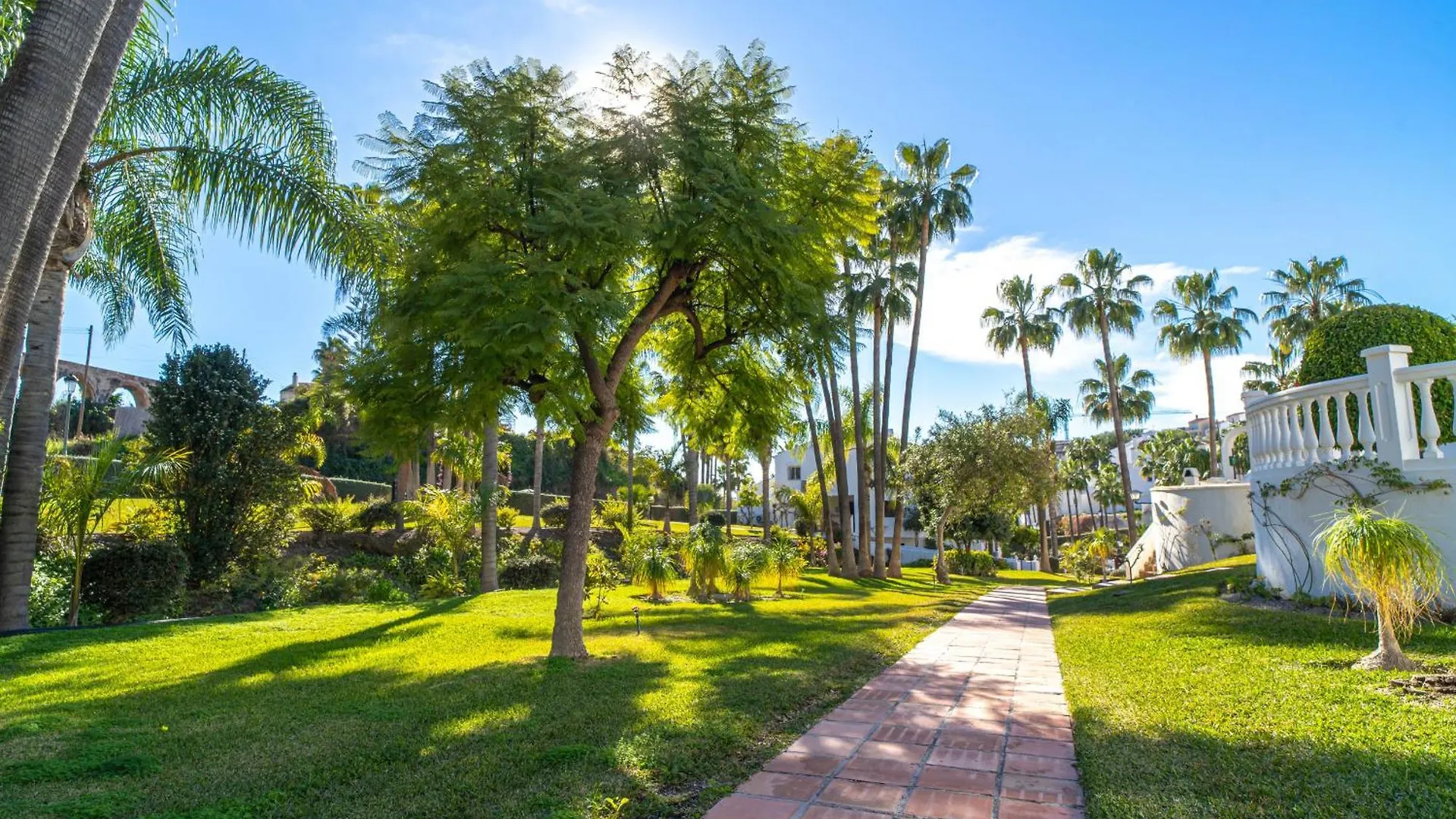 Oasis De Capistrano Rabat 28 By Casasol Apartment Nerja Spain