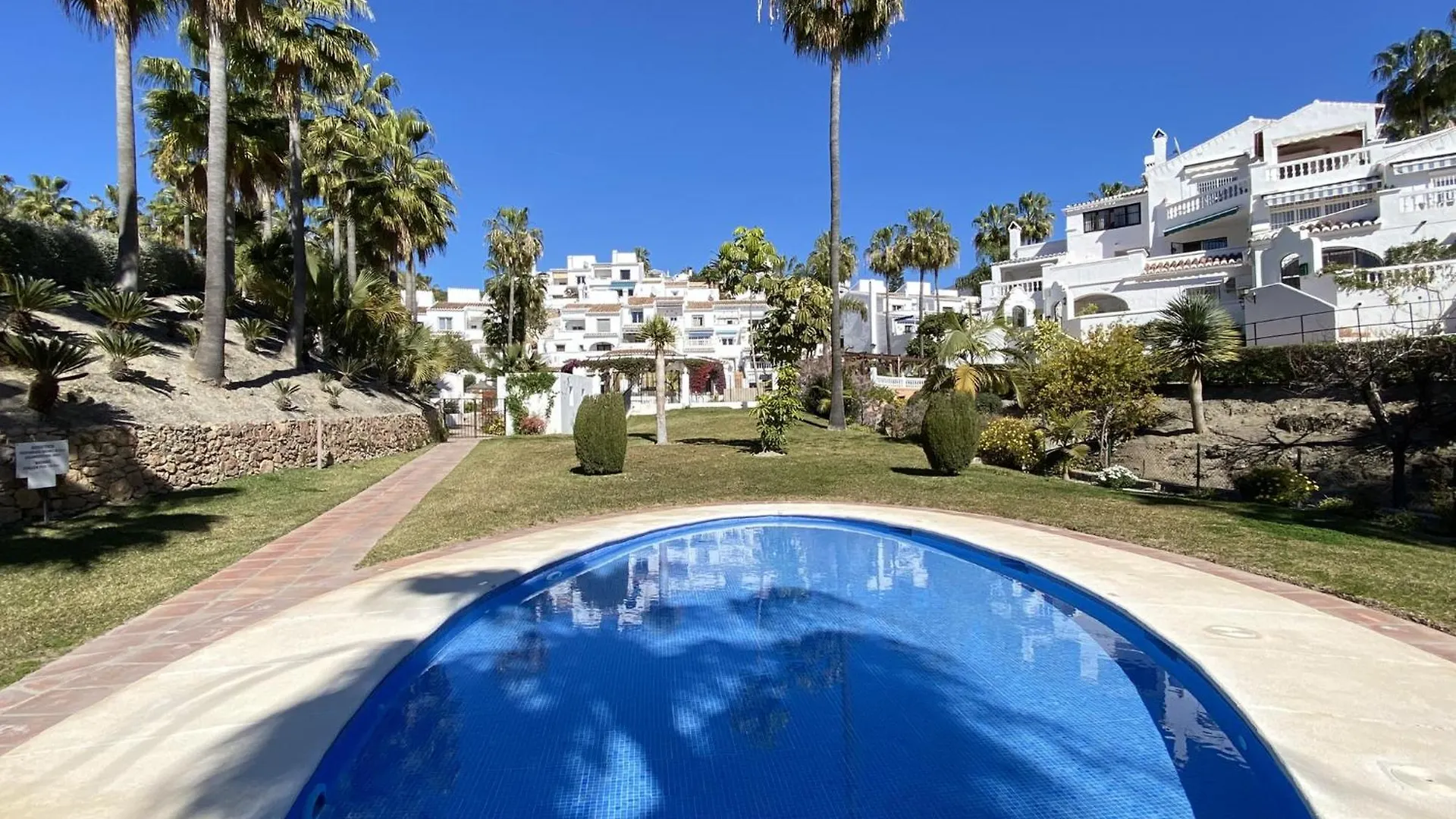 Oasis De Capistrano Rabat 28 By Casasol Apartment Nerja Spain